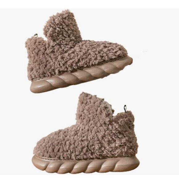 Fluffy Furry House Slippers - Picture 4 of 7